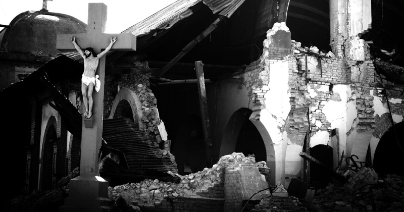 Decreto terremoto, le correzioni di Mattarella: «Rischio utilizzo perpetuo degli immobili abusivi»