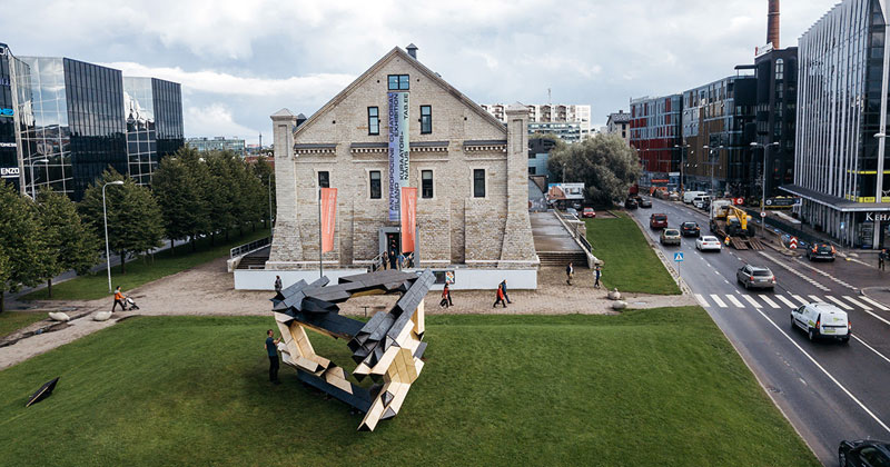 Huts and Habitats: un'installazione sperimentale in legno per la Tallinn Architecture Biennale 2019