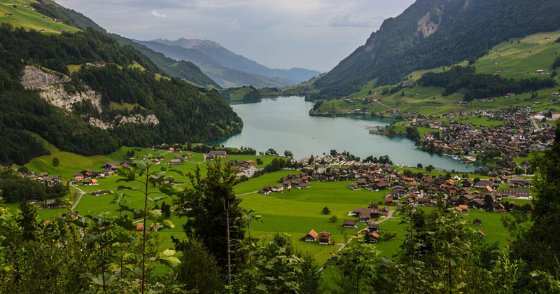 Ticino, riqualificazione della riva e degli spazi pubblici lungo lago e a monte di Morcote