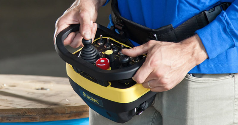 Transmitter Design Competition. Nuovi concept per radiocomandi wireless per l'azienda Autec