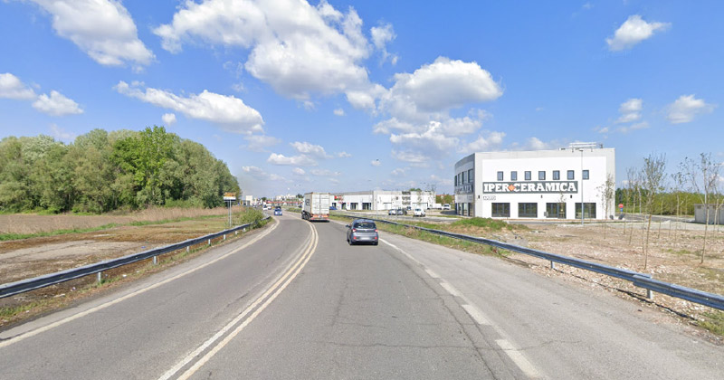 San Martino Siccomario, una galleria commerciale all'aperto per via Filippo Turati