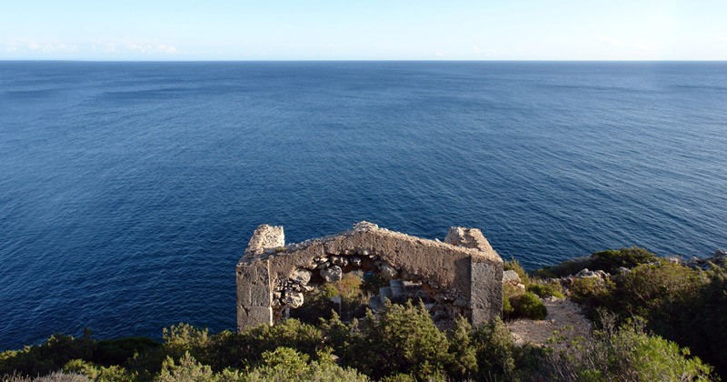 Site Monastery. Un monastero tra le ripide scogliere portoghesi