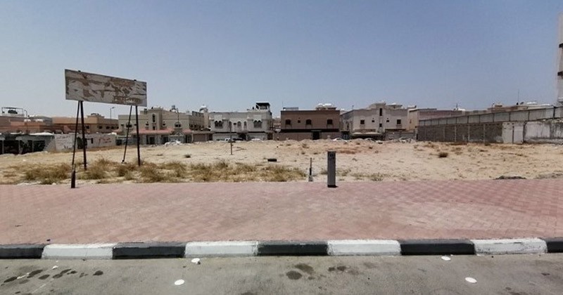 (S) Squares Showroom. Un grande spazio commerciale in Arabia Saudita