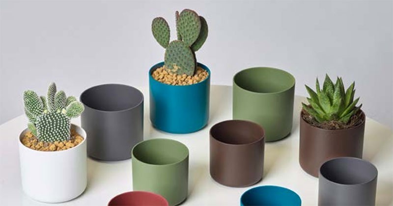 Euro3plast Cachepot Design. Idee per una famiglia di coprivasi in plastica per uso indoor