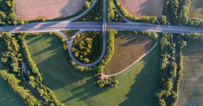 La natura al centro del progetto: tre giardini sensoriali nel parco botanico Terre di Raffaello