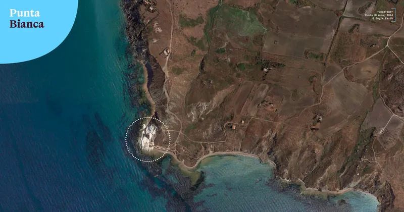 Un centro visitatori nella riserva naturale di Punta Bianca, in Sicilia