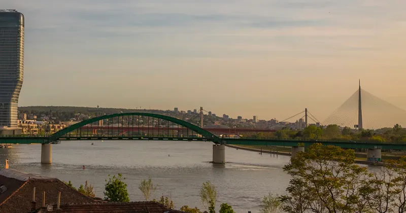 Rigenerare il lungofiume Sava a Belgrado: ultime settimane per la sfida dell'Architecture Student Contest di Saint-Gobain