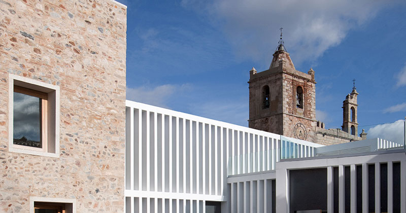 Trasformazione del territorio e recupero architettonico: l'esempio spagnolo