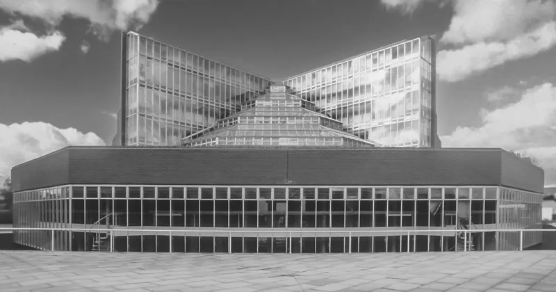 Francesco Dal Co ricorda James Stirling: metodo e architetture