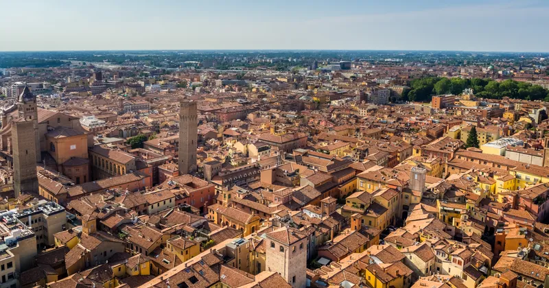 Patrimonio pubblico in trasformazione: a Bologna si parla di riuso adattivo, rigenerazione urbana e partecipazione