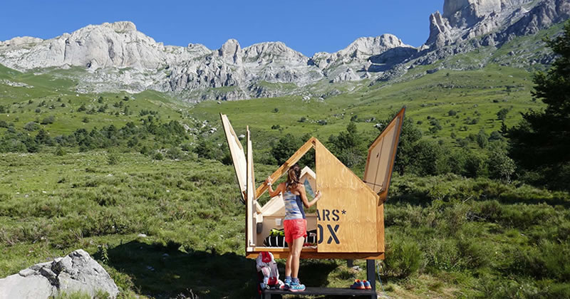 Ricettività ad alta quota: sulle Alpi Liguri spunta la "Starsbox" di Officina82 ispirata ai giacigli dei pastori