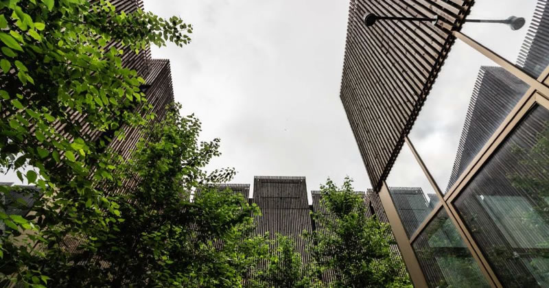 Terminati gli uffici Arpae di Mario Cucinella Architects, ecco come la forma sposa i princìpi bioclimatici