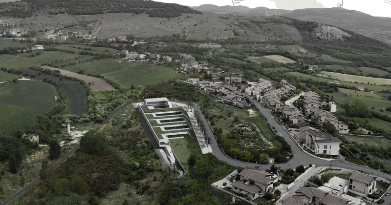 A L'Aquila la scuola post-sisma firmata Franciosini è ispirata al tessuto urbano, fatto di slarghi, piazze, stradine