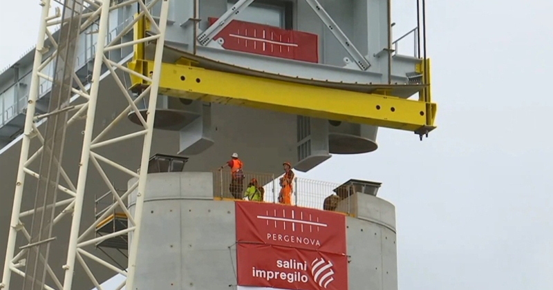 Nuovo ponte sul Polcevera: varato in quota il primo impalcato