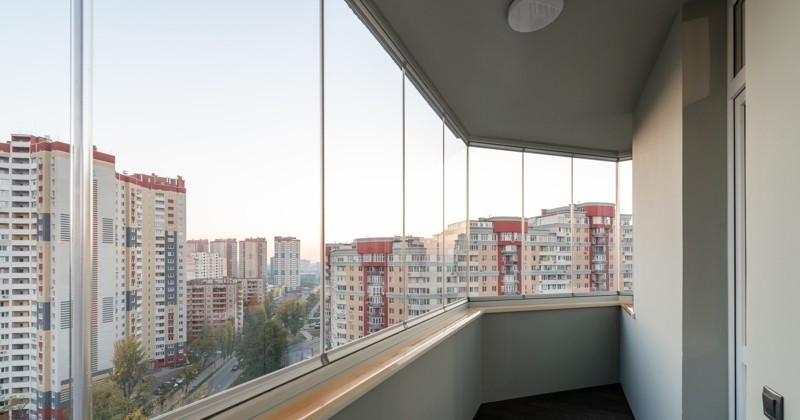Le vetrate panoramiche amovibili rientrano nell'edilizia libera