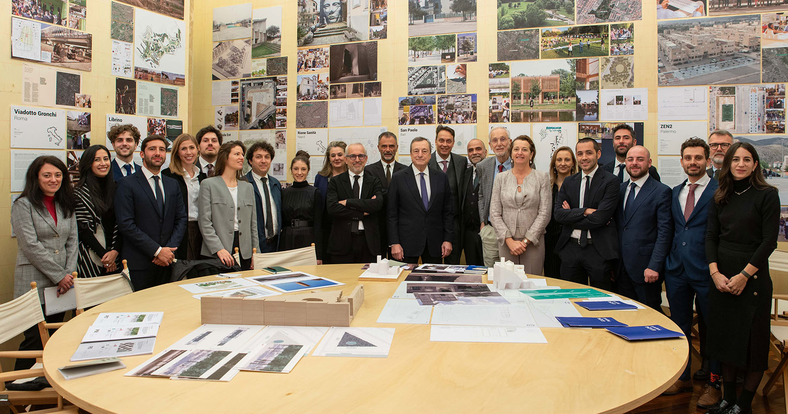 G124 Renzo Piano: sguardo sui cantieri in corso e prossimi all'apertura a Bari, Napoli e Rovigo
