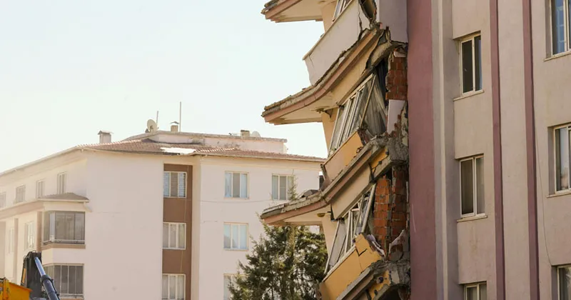 Polizze anti-catastrofe: confermate le proroghe, indennizzi negati per immobili senza titolo