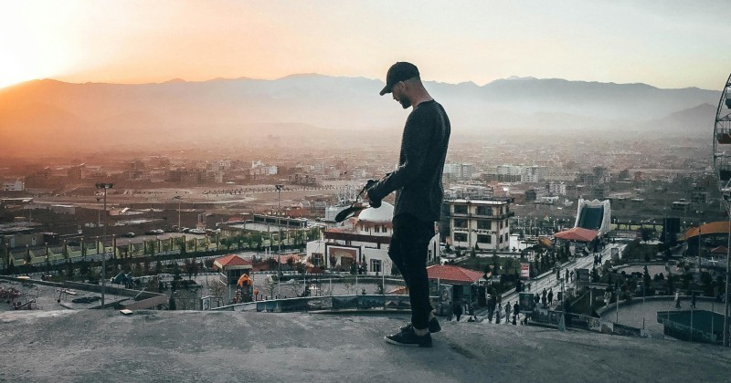 Lavori in quota su coperture e facciate continue, obbligo di redigere l'elaborato tecnico del sistema anticaduta