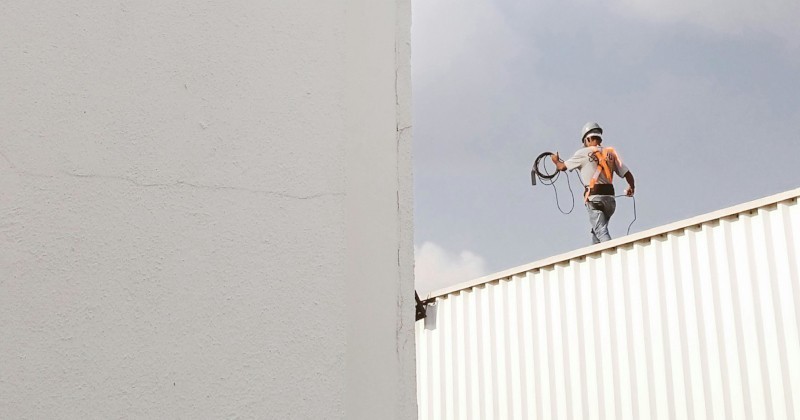 Cantieri, scale verticali e sistemi anticaduta dall'alto: modificato il Tu Sicurezza