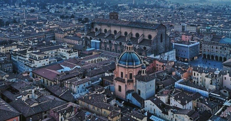 Bologna, immobili in concessione gratuita (anche a professionisti) per attivit&agrave; culturali, artistiche o creative