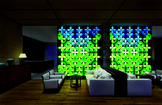 moonflower_LineaLight_2