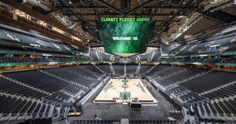 La riqualificazione della Climate Pledge Arena di Seattle
