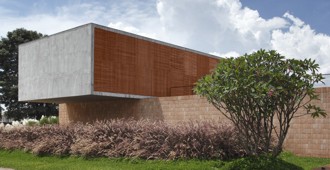 Brasil: Casa BT - Studio Guilherme Torres