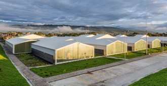 Ecuador: Hospital del Puyo - Pm,Mt arquitectura