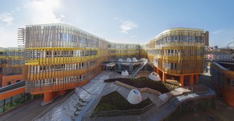 Austria: Facultad de Derecho y administración central de la Universidad de Economía de Viena - CRAB Studio