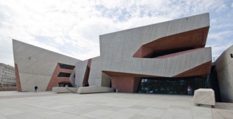 Polonia: Centro Cultural y de Congresos Jordanki, Torun - Menis Arquitectos