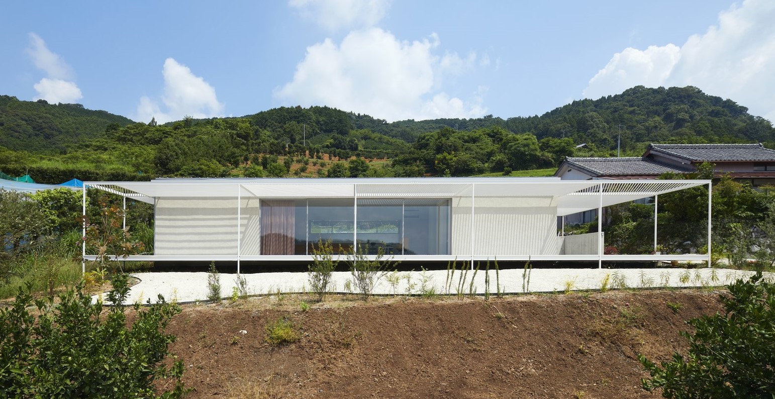 Japón: Casa en Shiraiwa - 2id Architects