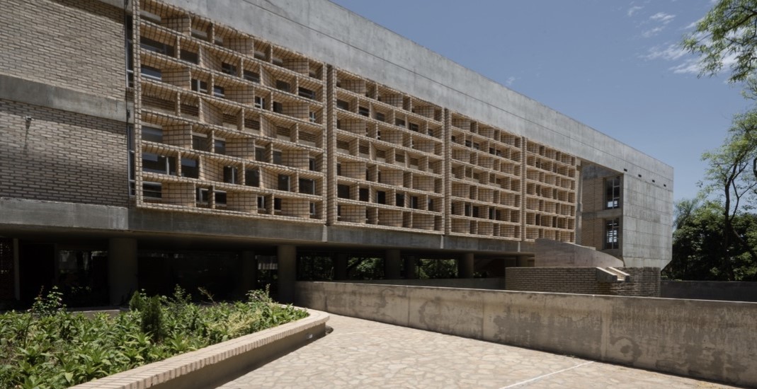 Paraguay: Conferencia Episcopal Paraguaya Sergio Ruggeri, Asunción - Nicolás Berger y Giacomo Favilli