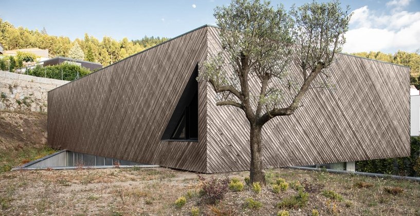 Portugal: Casa A, Guimarães - REM'A arquitectos
