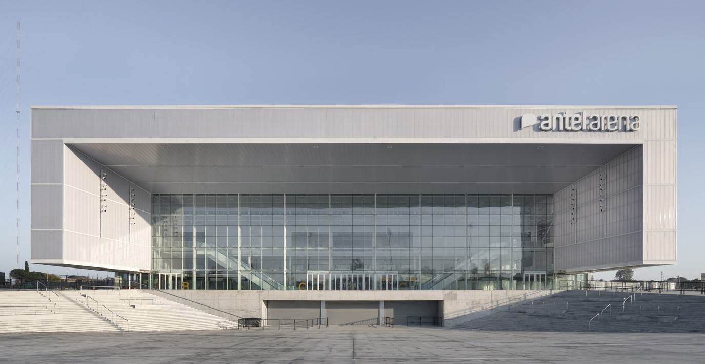 Uruguay: Antel Arena, Montevideo - Bacchetta, Flores, Carámbula