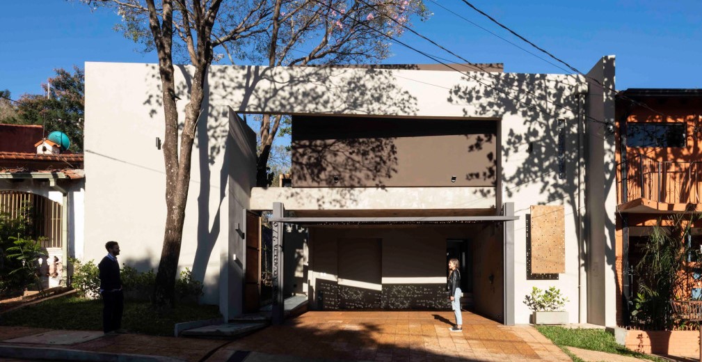 Paraguay: Vivienda VZ - m+ estudio de arquitectura y diseño