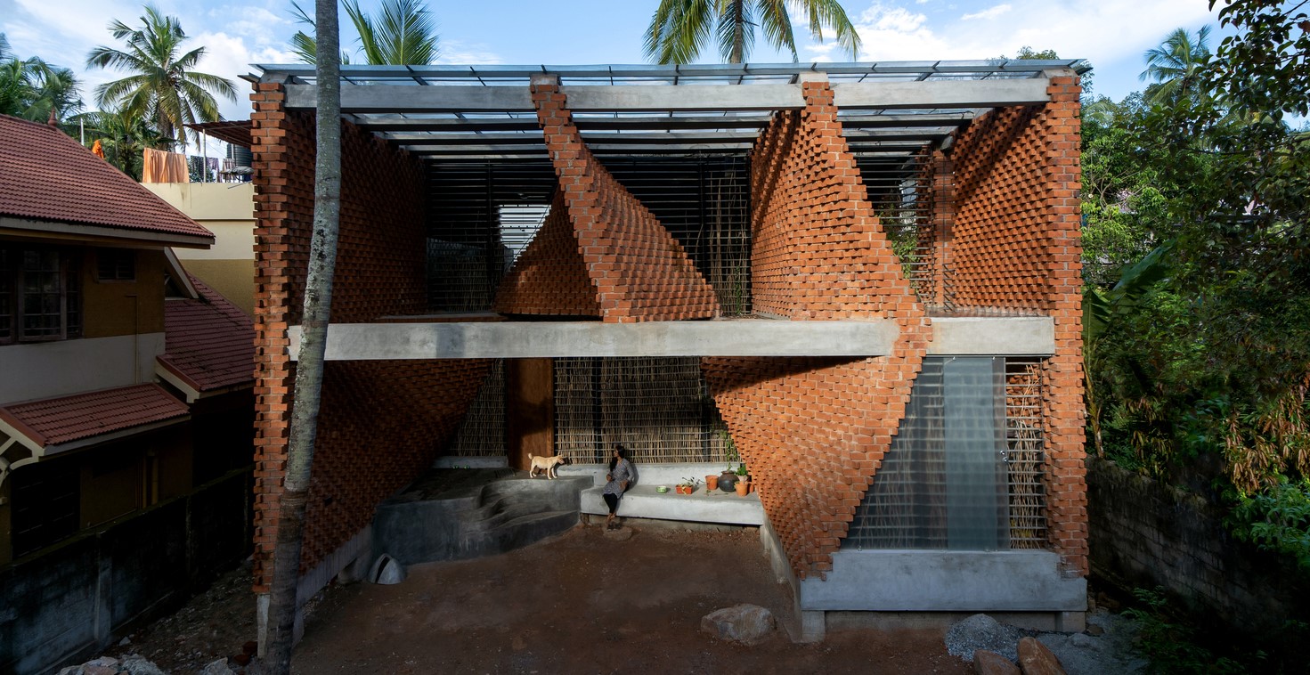India: Pirouette House - Wallmakers