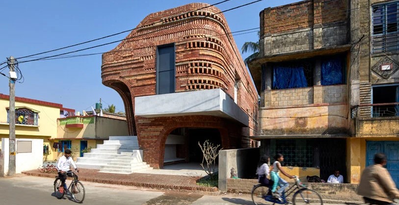 India: Gallery House - Abin Design Studio