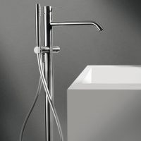 CleoSteel di Fir Italia. La collezione di rubinetteria e i soffioni doccia in acciaio inossidabile AISI 316L