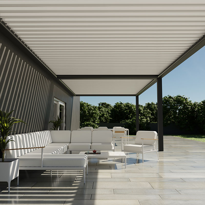 Soluzioni by Gaviota per protezioni solari sicure: pergole bioclimatiche e tende da sole anche in condizioni climatiche estreme